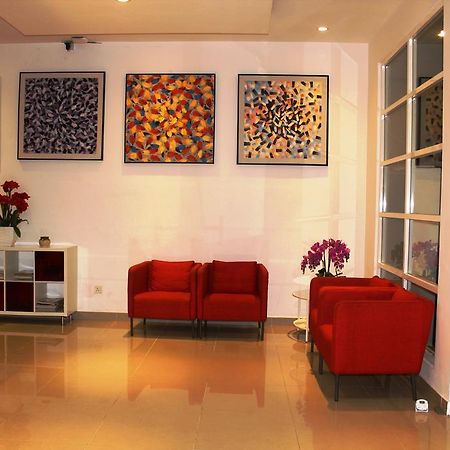 Easyrest Hotel Petaling Jaya Buitenkant foto