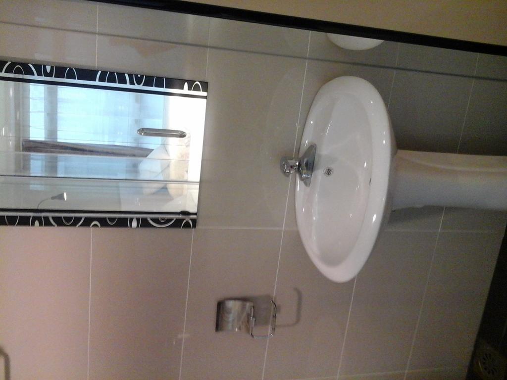 Easyrest Hotel Petaling Jaya Kamer foto